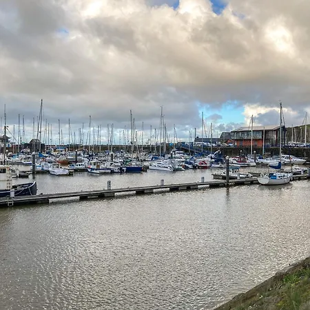Marina View *
